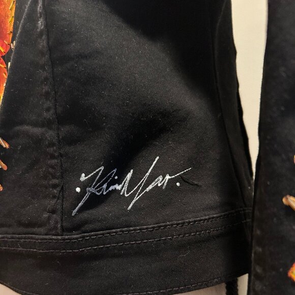 Exquisite Hand-Painted & Beaded Denim Jacket - Artist Signed - Picture 2 of 7